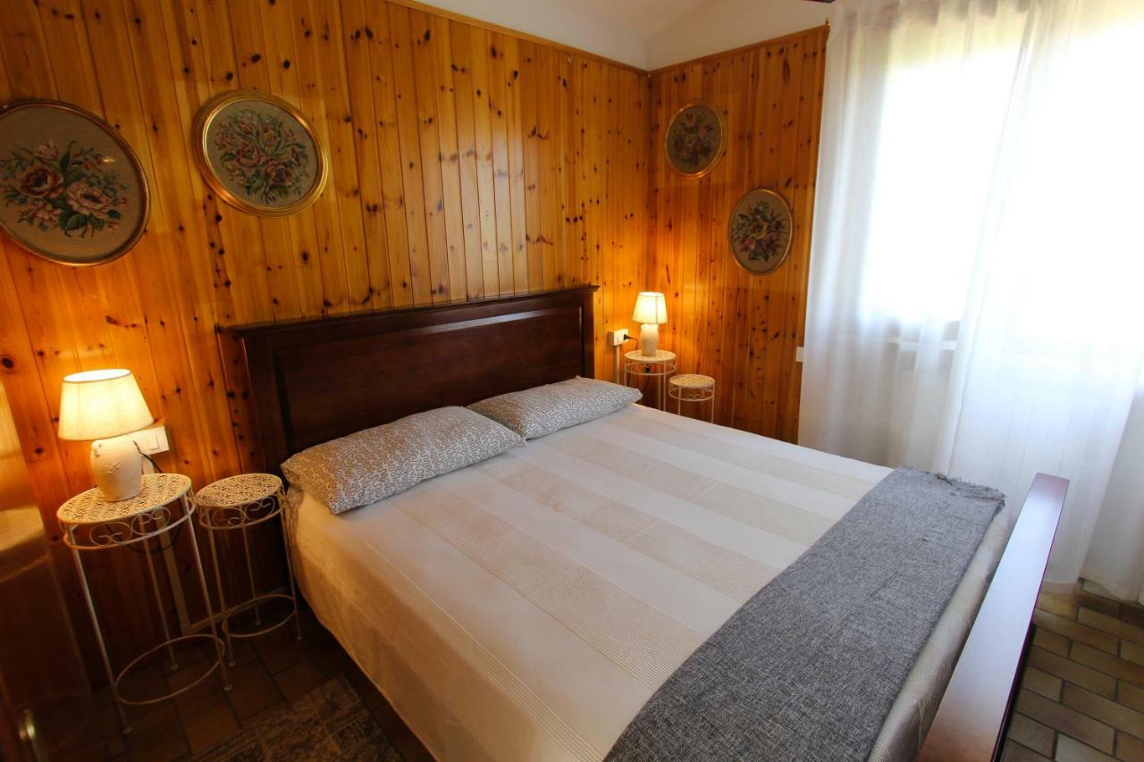 Вилла La Petite Maison Сирмионе Экстерьер фото